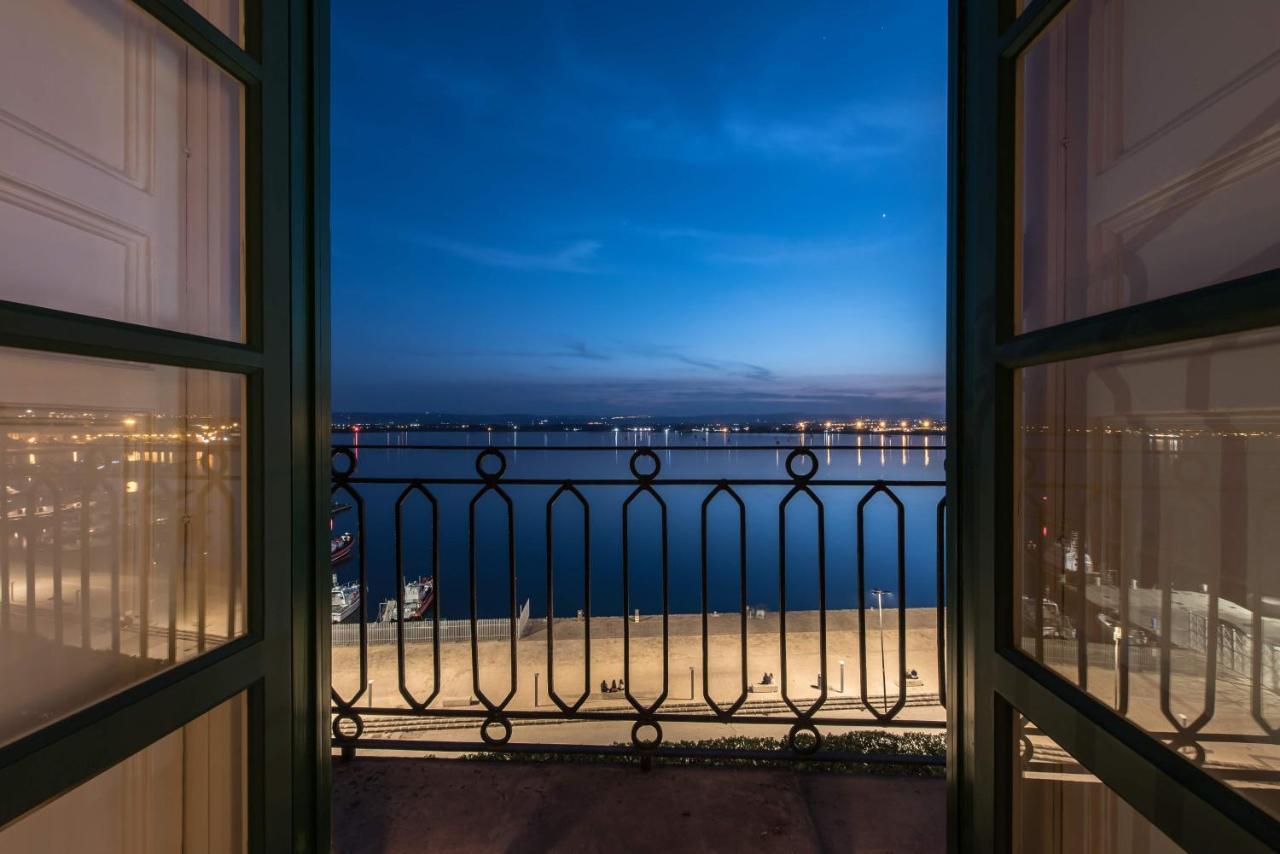 Duomo Seaside Deluxe Apartment By Ortigia Apartments Syrakus Exterior foto